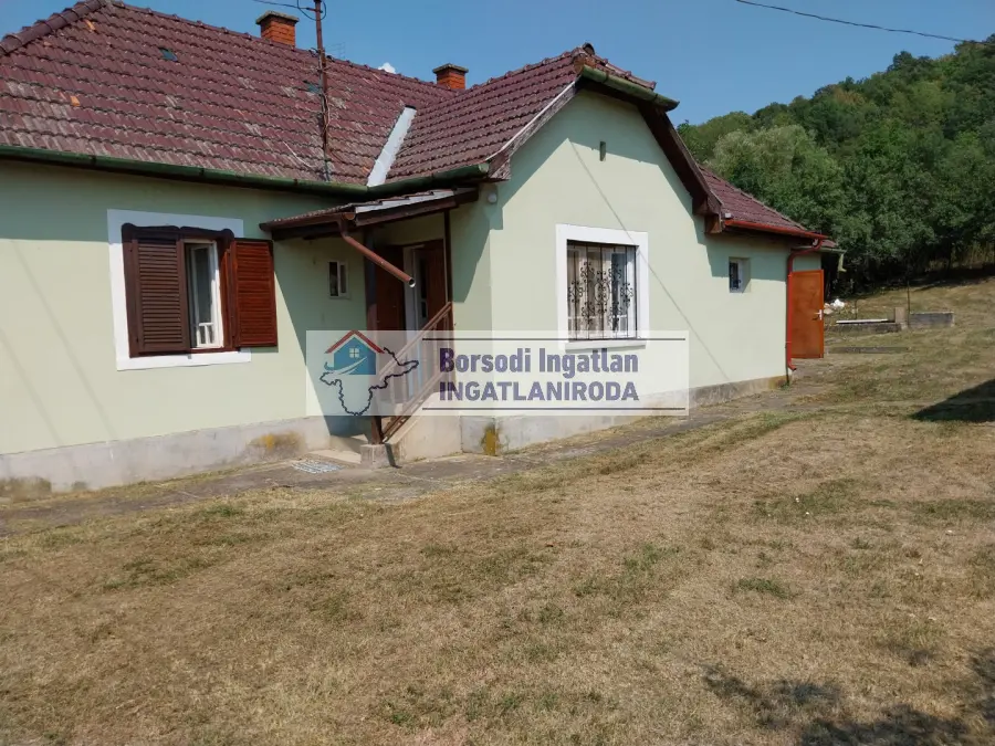 eladó családi ház, Teresztenye