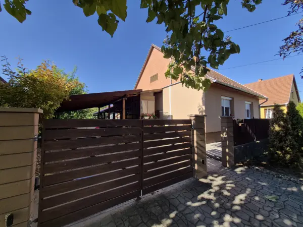 Eladó családi ház, Tiszanána 3 szoba 113 m² 39.5 M Ft