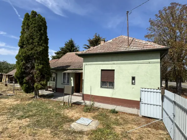 Eladó családi ház, Tiszanána 2 szoba 78 m² 11.9 M Ft
