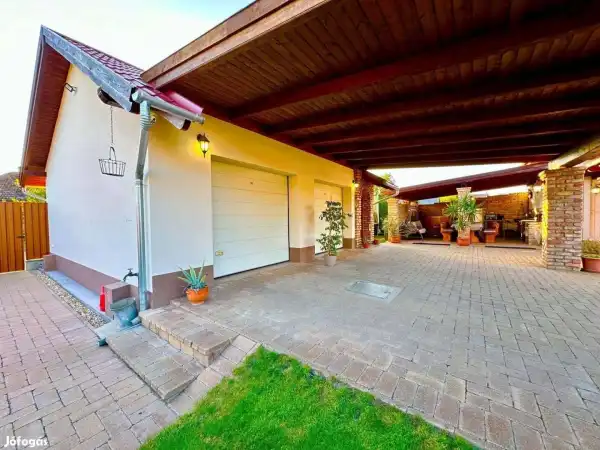 Eladó családi ház, Újhartyán 3 szoba 130 m² 124.9 M Ft