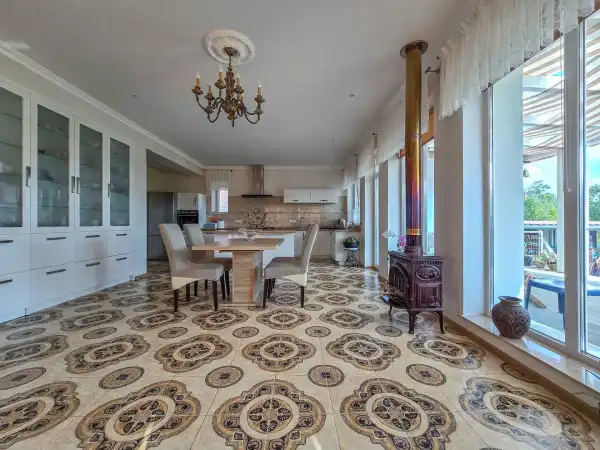 Eladó családi ház, Újkér 3 szoba 135 m² 78 M Ft