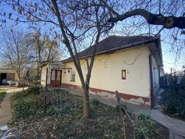 Eladó családi ház, Újkígyós 3+1 szoba 110 m² 17.5 M Ft