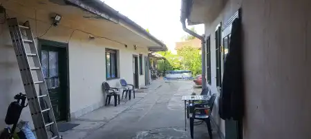 eladó családi ház, Vác