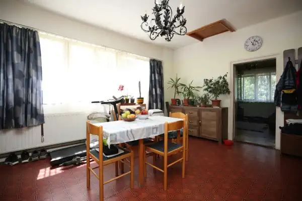 Eladó családi ház, Vác 3 szoba 100 m² 87 M Ft