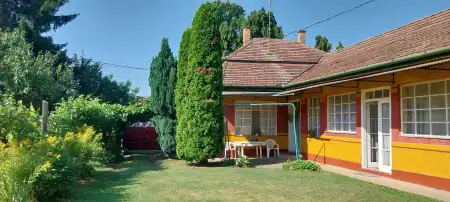 eladó családi ház, Vámosmikola
