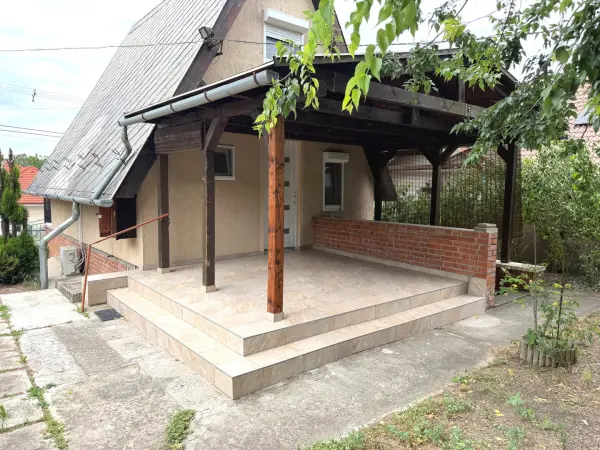 Eladó családi ház, Veresegyház 3 szoba 86 m² 69.9 M Ft