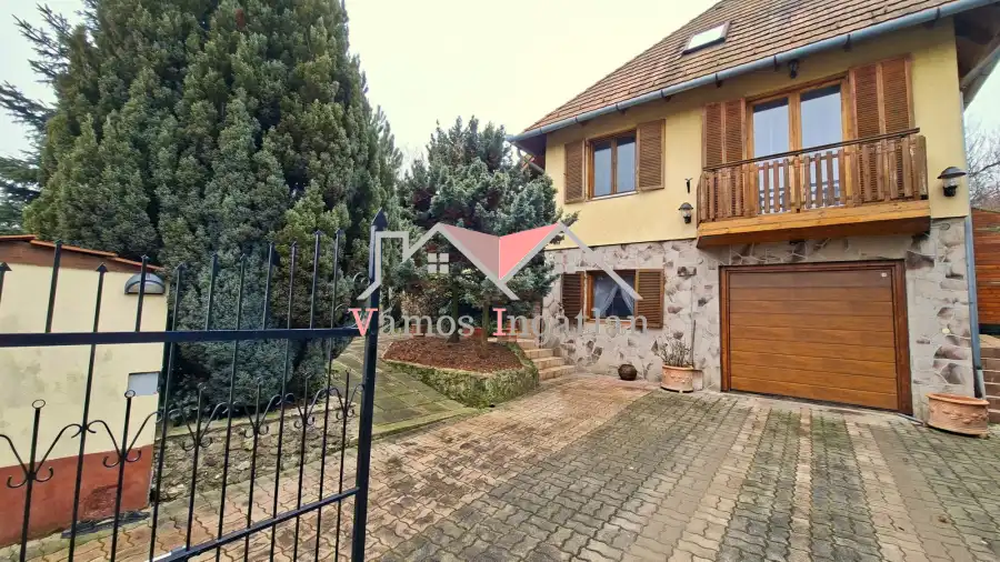 eladó családi ház, Verőce