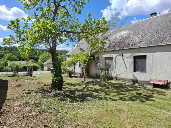 Eladó családi ház, Vérteskethely 4 szoba 140 m² 22.9 M Ft