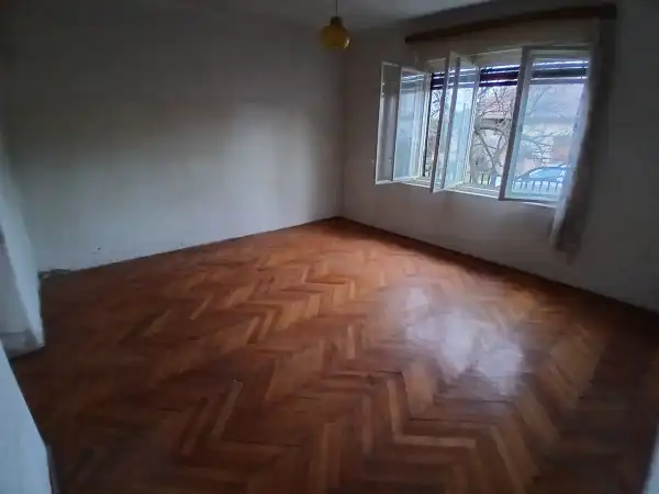 Eladó családi ház, Zagyvaszántó 2 szoba 75 m² 24 M Ft