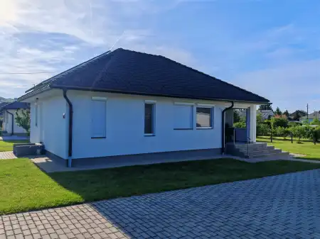 eladó családi ház, Zalaegerszeg