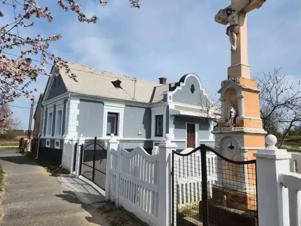 Eladó családi ház, Zalakomár 2 szoba 75 m² 35.9 M Ft