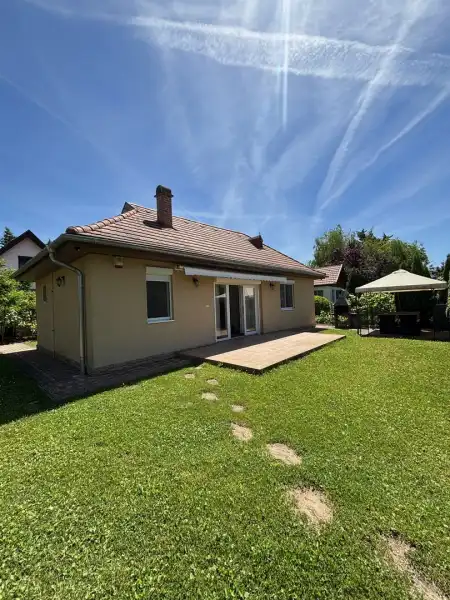 eladó családi ház, Zamárdi