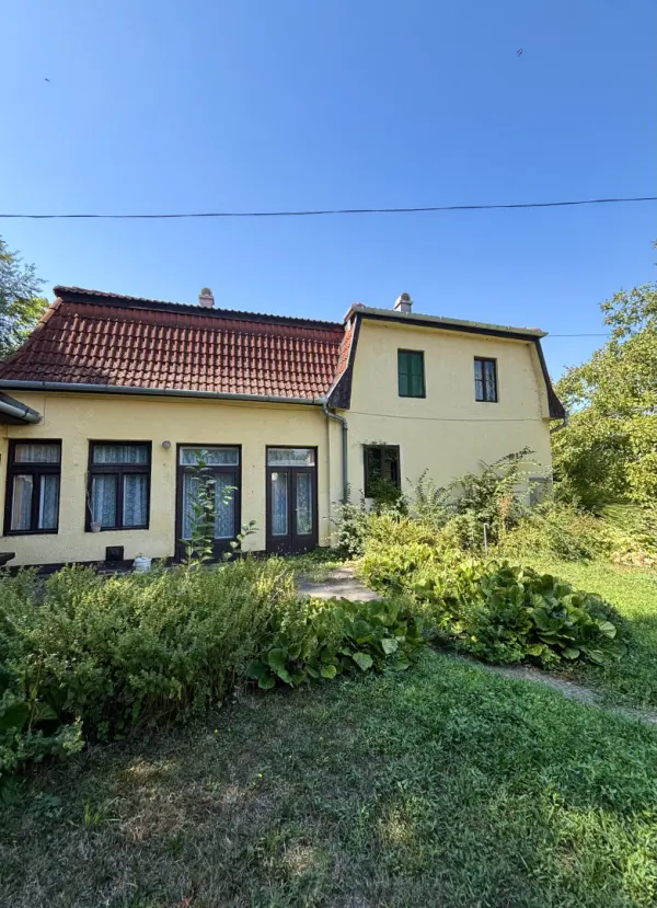 Eladó családi ház, Zamárdi 3+3 szoba 140 m² 84.99 M Ft