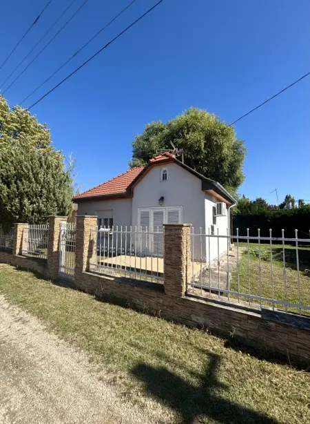 eladó családi ház, Zamárdi