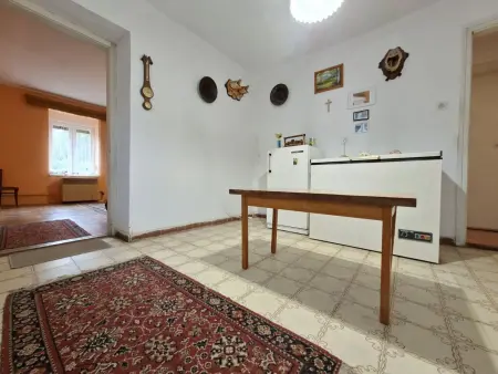 eladó családi ház, Zsennye