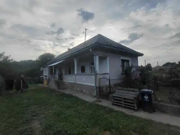 Eladó családi ház, Zsujta 3 szoba 81 m² 20.99 M Ft