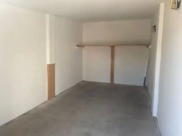 Eladó garázs, Békéscsaba 15 m² 7.5 M Ft