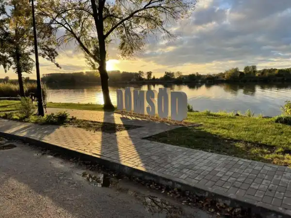 Eladó házrész, Dömsöd 3 szoba 130 m² 56 M Ft