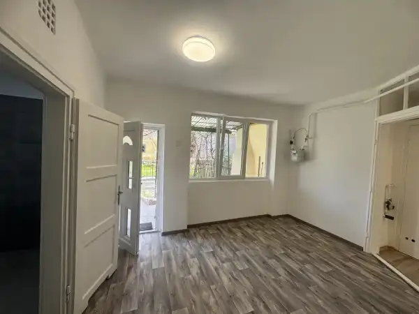 Eladó házrész, Kiskunfélegyháza 2 szoba 64 m² 29.9 M Ft