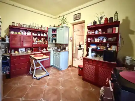 eladó házrész, Pomáz