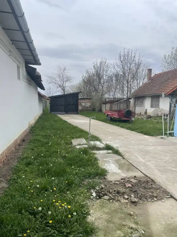 Eladó ikerház, Békéscsaba 2 szoba 84 m² 22 M Ft
