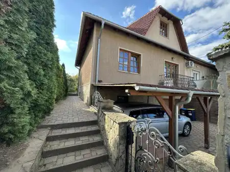 eladó ikerház, Budapest, XXI. kerület