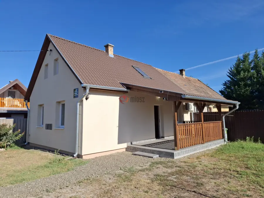eladó ikerház, Csörög
