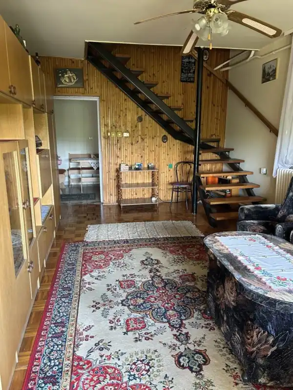 Eladó ikerház, Dunaújváros 4 szoba 180 m² 54.9 M Ft