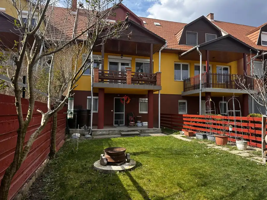 eladó ikerház, Eger-Felnémet