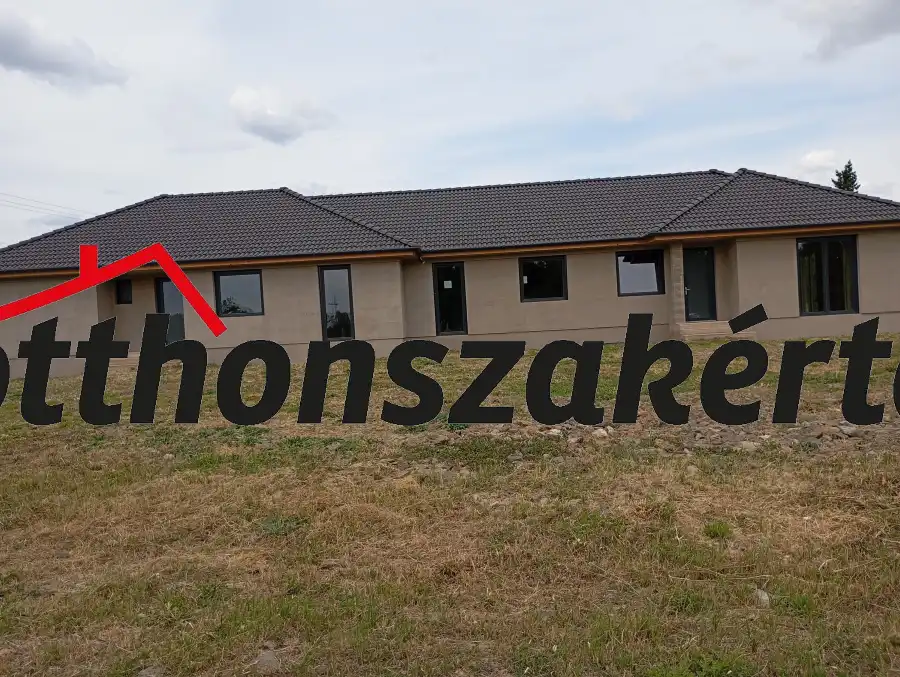 eladó ikerház, Gyöngyöshalász