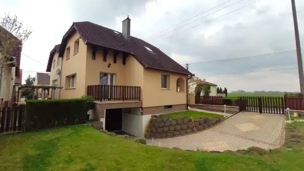 Eladó ikerház, Győr 4 szoba 102 m² 78.8 M Ft