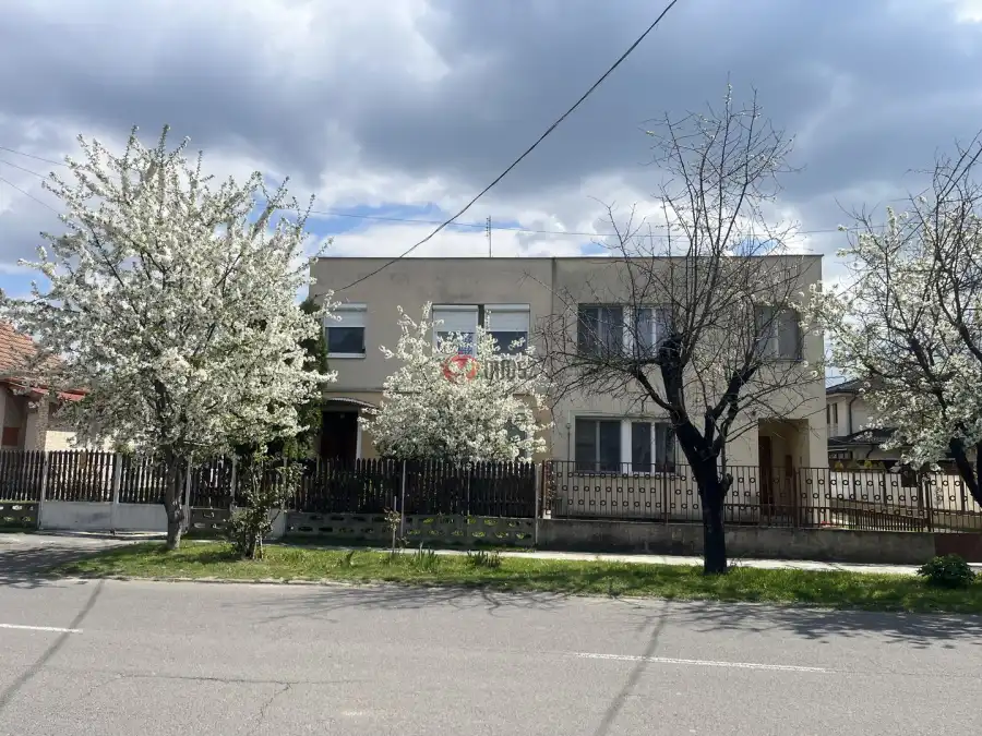 eladó ikerház, Hajdúszoboszló