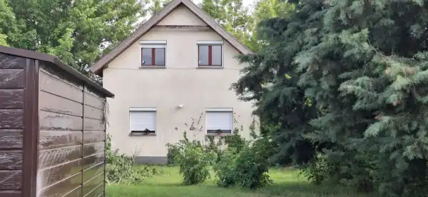 Eladó ikerház, Lőrinci 1+2 szoba 58 m² 29 M Ft