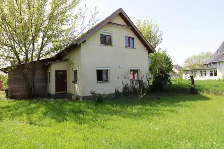 eladó ikerház, Lőrinci