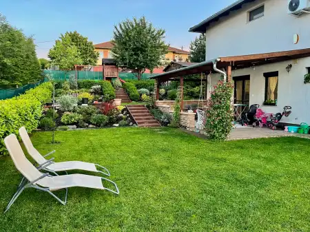 eladó ikerház, Pécel