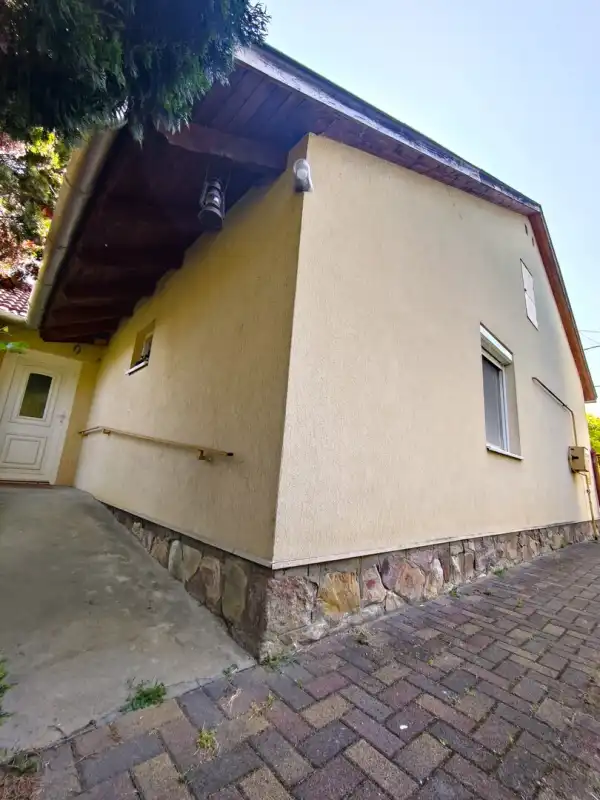 Eladó ikerház, Szeged 2 szoba 65 m² 68 M Ft