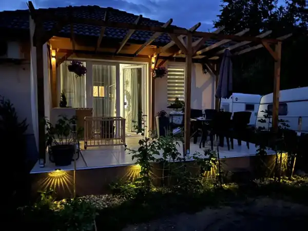 Eladó ikerház, Vácrátót 4 szoba 77 m² 99.9 M Ft