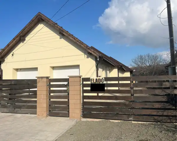 Eladó ikerház, Veresegyház 5 szoba 118 m² 94.9 M Ft