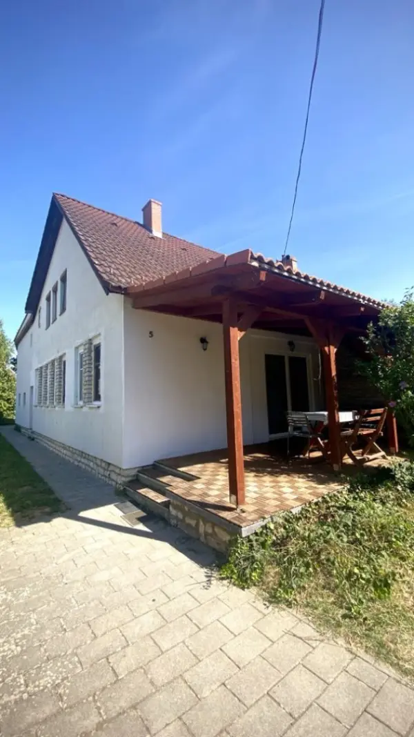 Eladó ikerház, Zamárdi 8 szoba 137 m² 125 M Ft