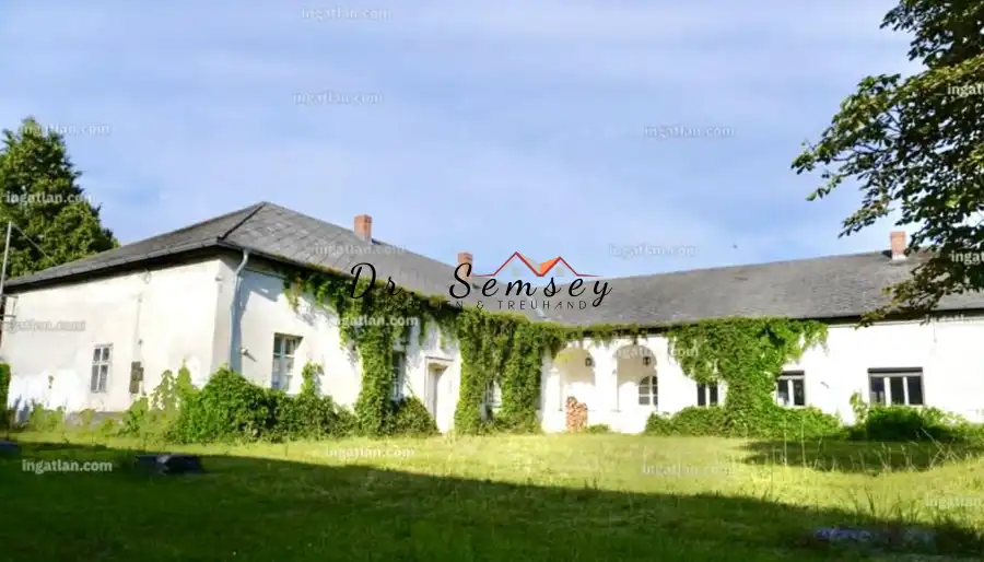 eladó kúria, Pereszteg