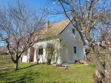 eladó nyaraló, Balatonendréd