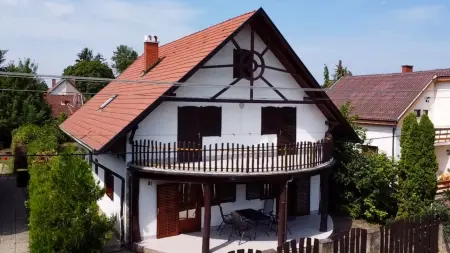 eladó nyaraló, Balatonszárszó