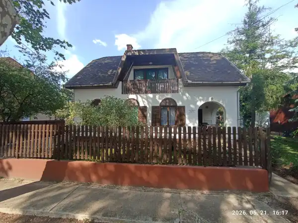 Eladó nyaraló, Berekfürdő 7 szoba 130 m² 82 M Ft