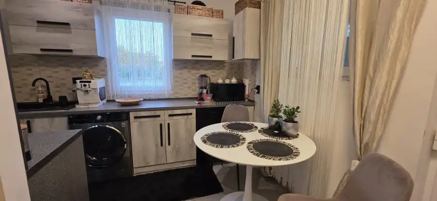 eladó nyaraló, Dunaújváros
