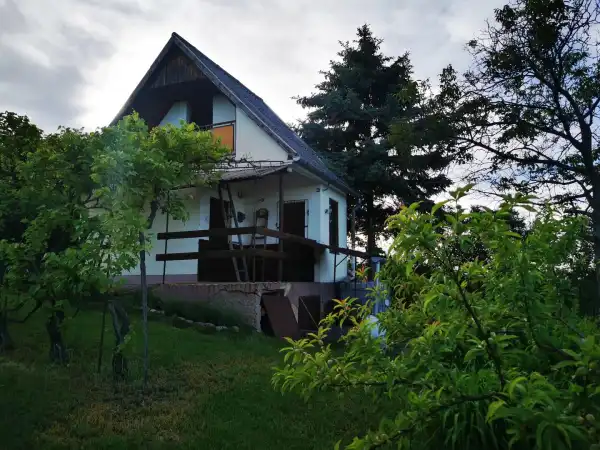 Eladó nyaraló, Eger 2 szoba 20 m² 6.9 M Ft