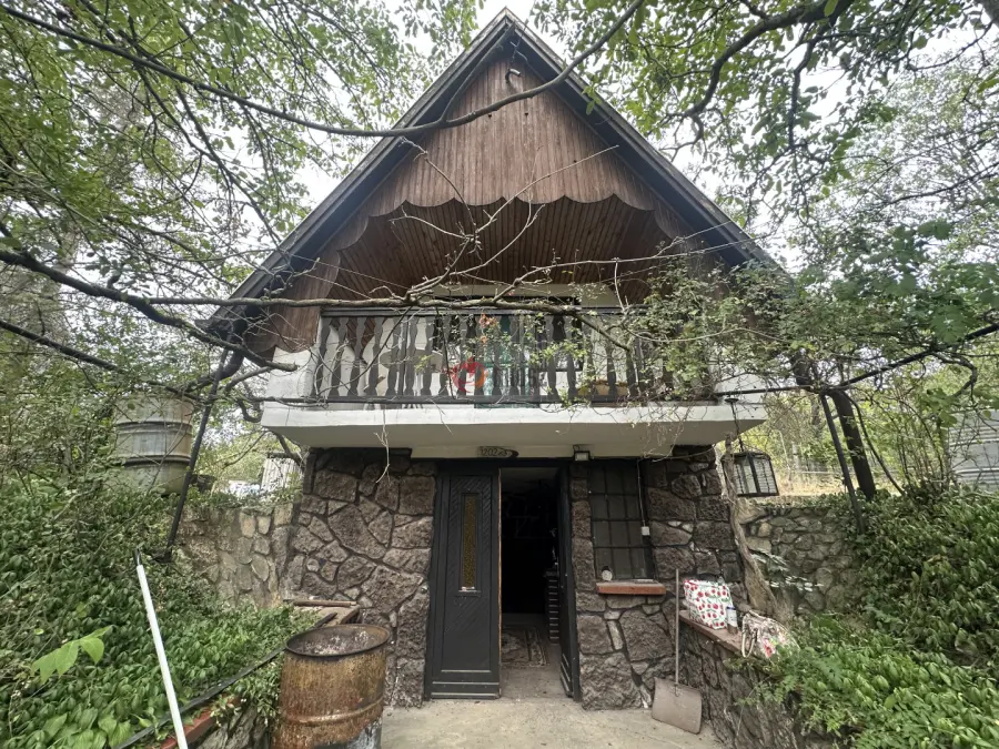 eladó nyaraló, Gánt