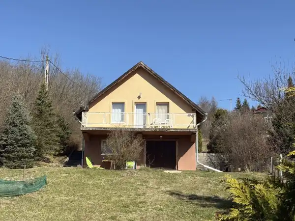 Eladó nyaraló, Kisecset 2+1 szoba 75 m² 29.9 M Ft