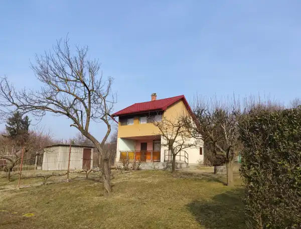 Eladó nyaraló, Kulcs 1+2 szoba 50 m² 25 M Ft