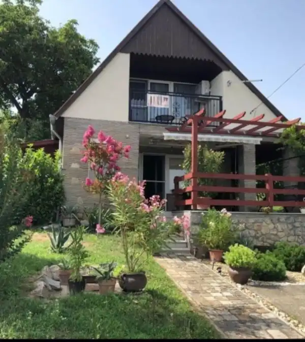 Eladó nyaraló, Mohács 2 szoba 54 m² 26 M Ft