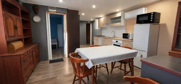 Eladó nyaraló, Nagyvenyim 2 szoba 45 m² 15 M Ft